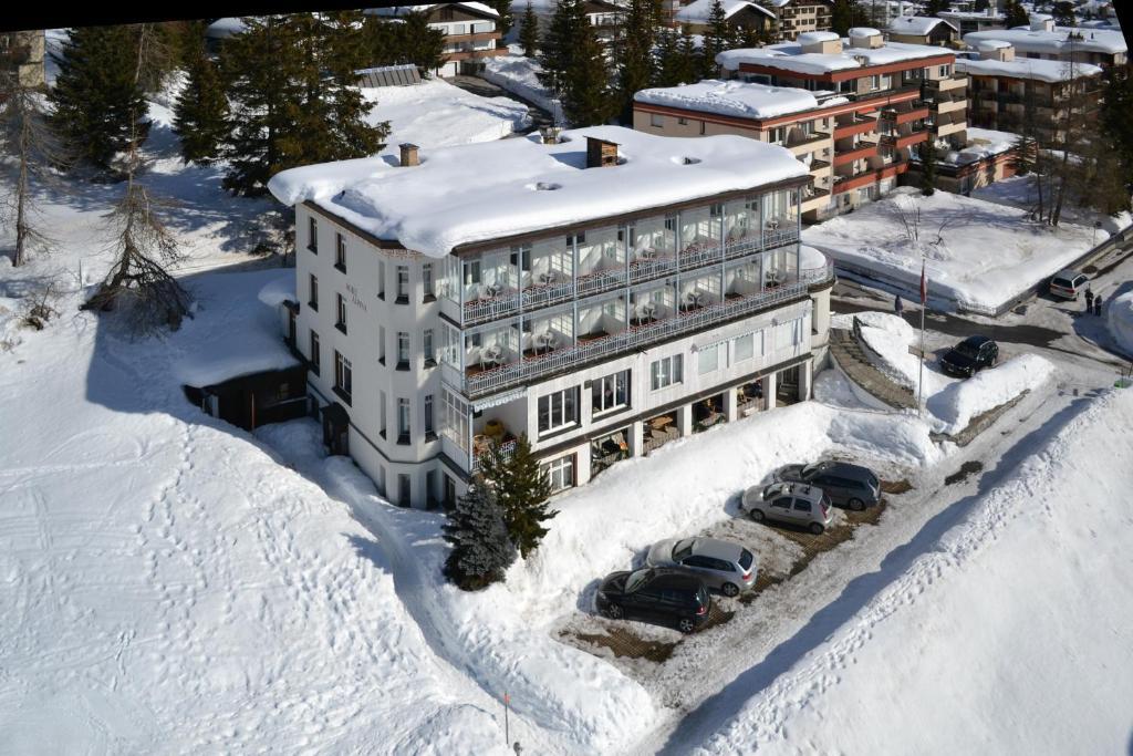 HOTEL ALPINA | ⋆⋆ | DAVOS, SWITZERLAND | SEASON DEALS FROM $126